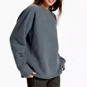 Vuori Restore Oversized Crew Lake Blue Women's Medium